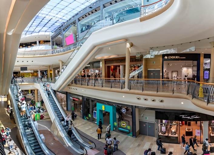 Ventilação adequada em ambientes comerciais é essencial para o conforto e a saúde em épocas de maior movimento