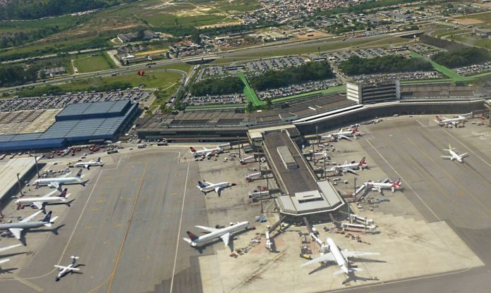 Mudança no magnetismo da Terra afeta aeroporto de Guarulhos em SP