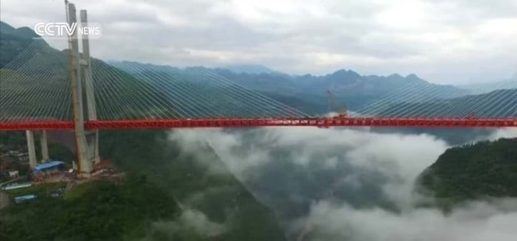 Termina construção da ponte mais alta do mundo