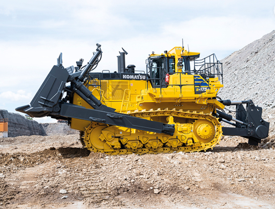 Komatsu retoma fornecimento do trator D475A-8R no Brasil, customizado para demandas locais